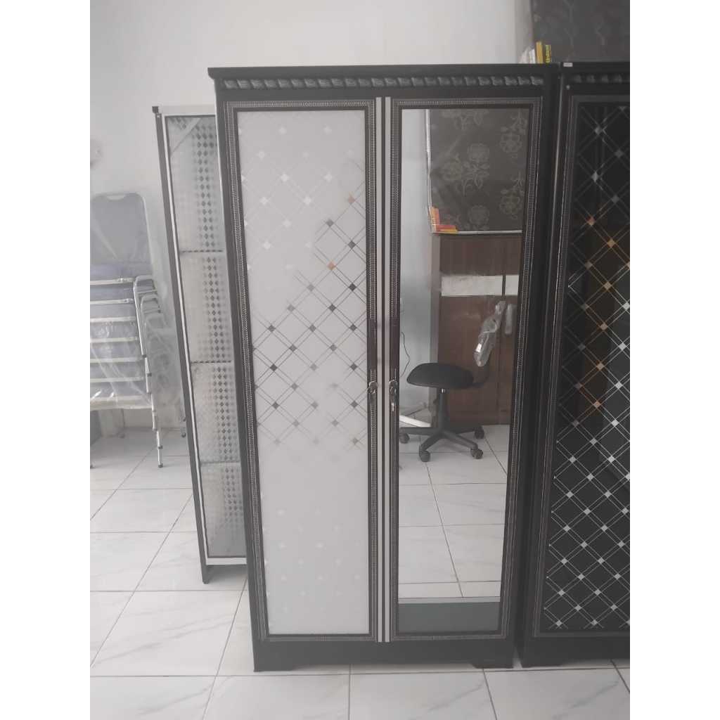 LEMARI BAJU KACA 2 PINTU