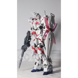 MG 1/100 UNICORN GUNDAM (RED / GREEN FRAME TWIN FRAME EDITION) TITANIUM FINISH