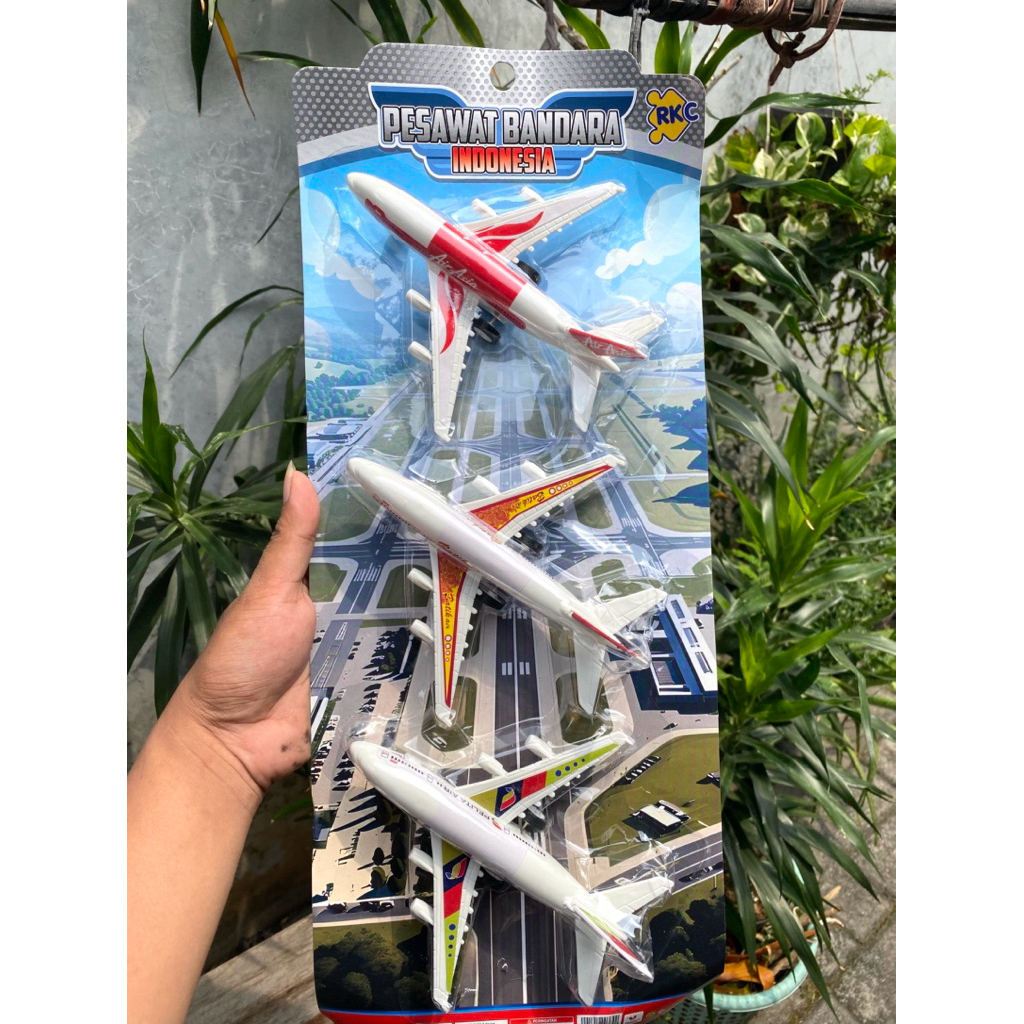 Mainan Miniatur Pesawat Kemasan Pres Isi 3Pc