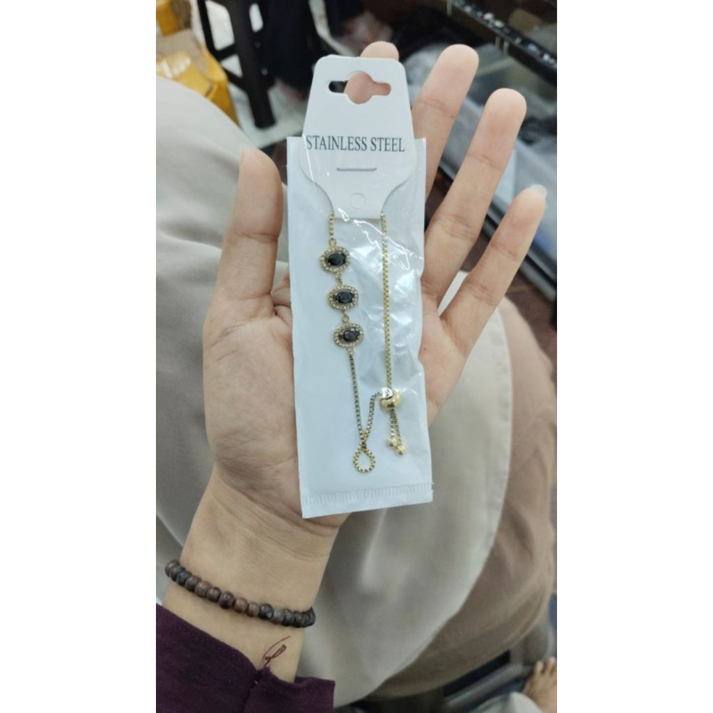 gelang serut titanium / gelang titanium anti karat / gelang wanita titanium / gelang serut