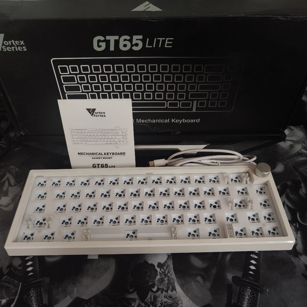 Barebone Vortex GT65 / Vortexseries GT-65 Lite Mechanical Gaming Keyboard - Putih