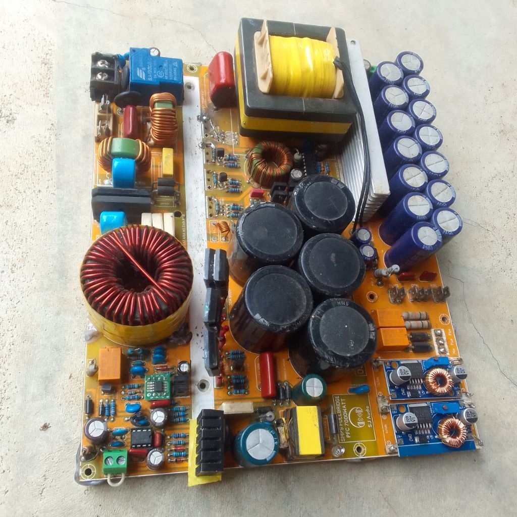 smps 7kva 7000 watt  pfc kondisi rusak