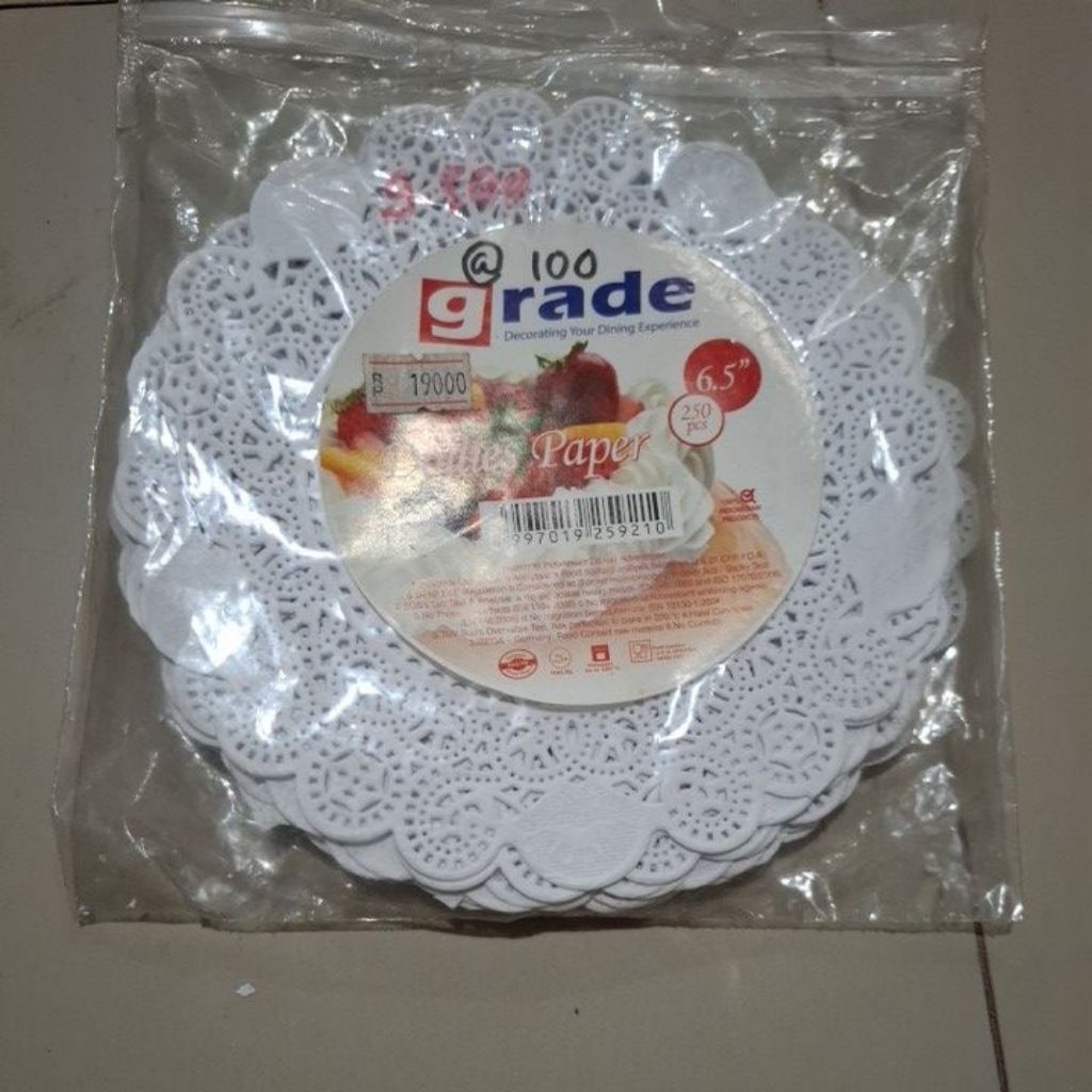 grade Doilies paper 6,5"