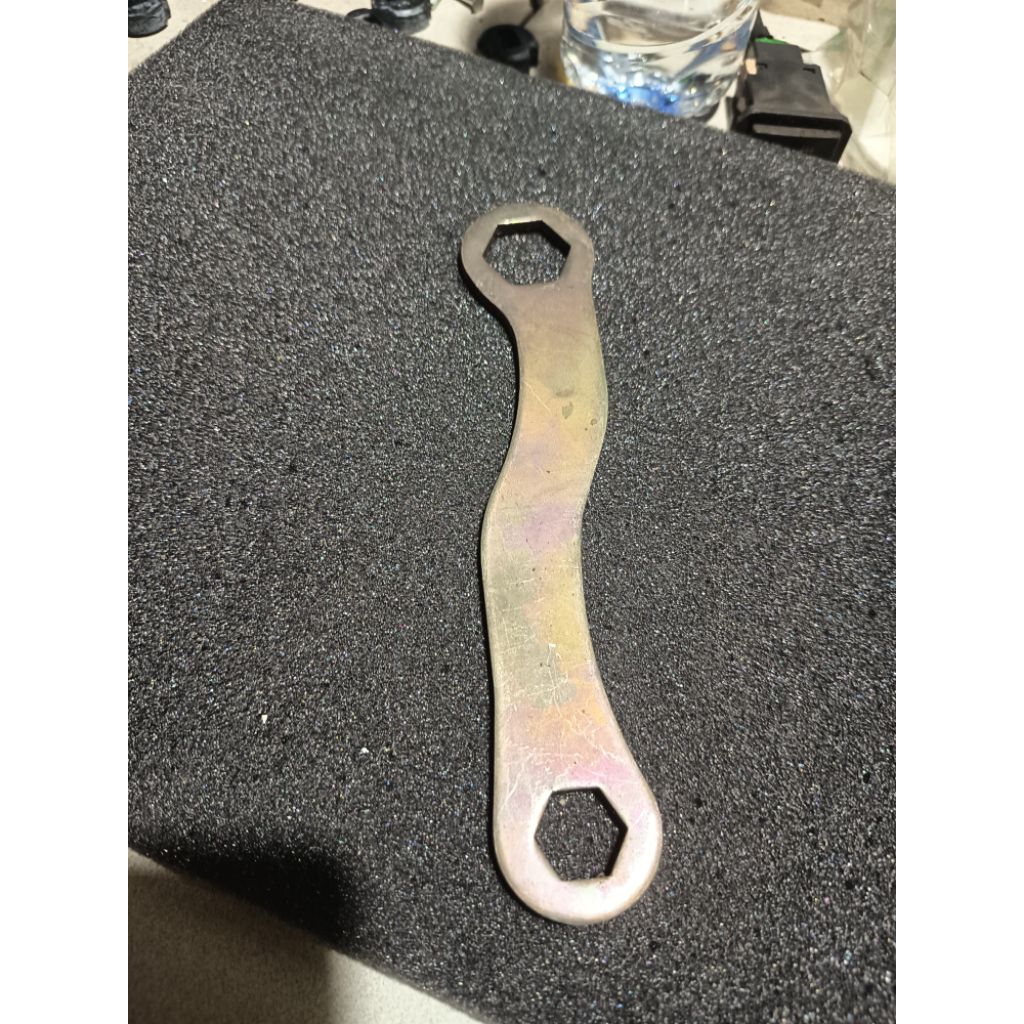 KUNCI TUTUP KLEP HONDA ASTREA STAR PRIMA GRAND MIO JUPITER CRYPTON VEGA TEBAL