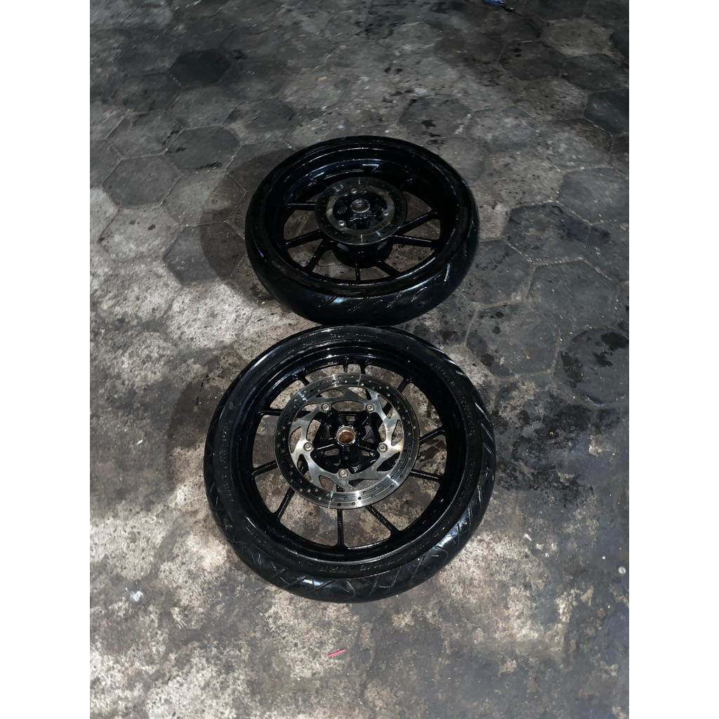 velg r15 v3