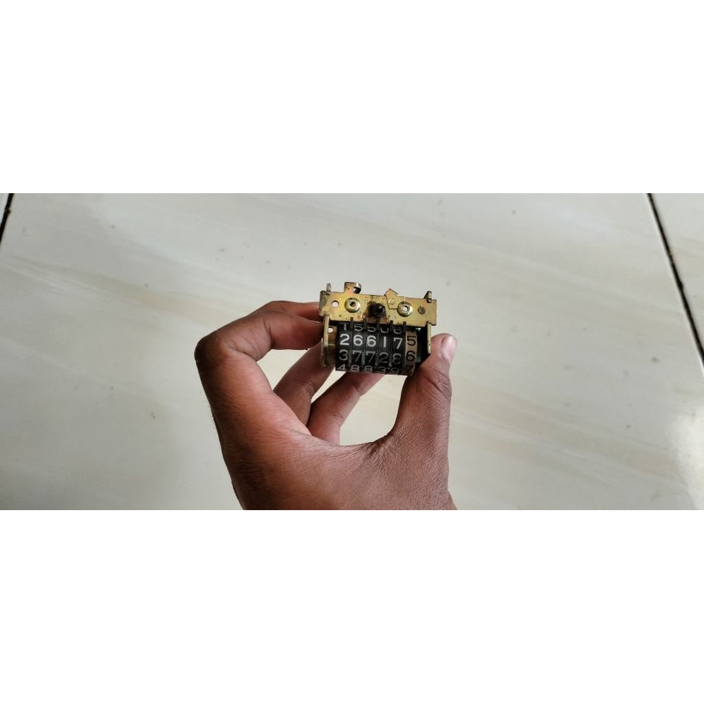 mesin speedometer satria hiu lscm satria Malaysia original