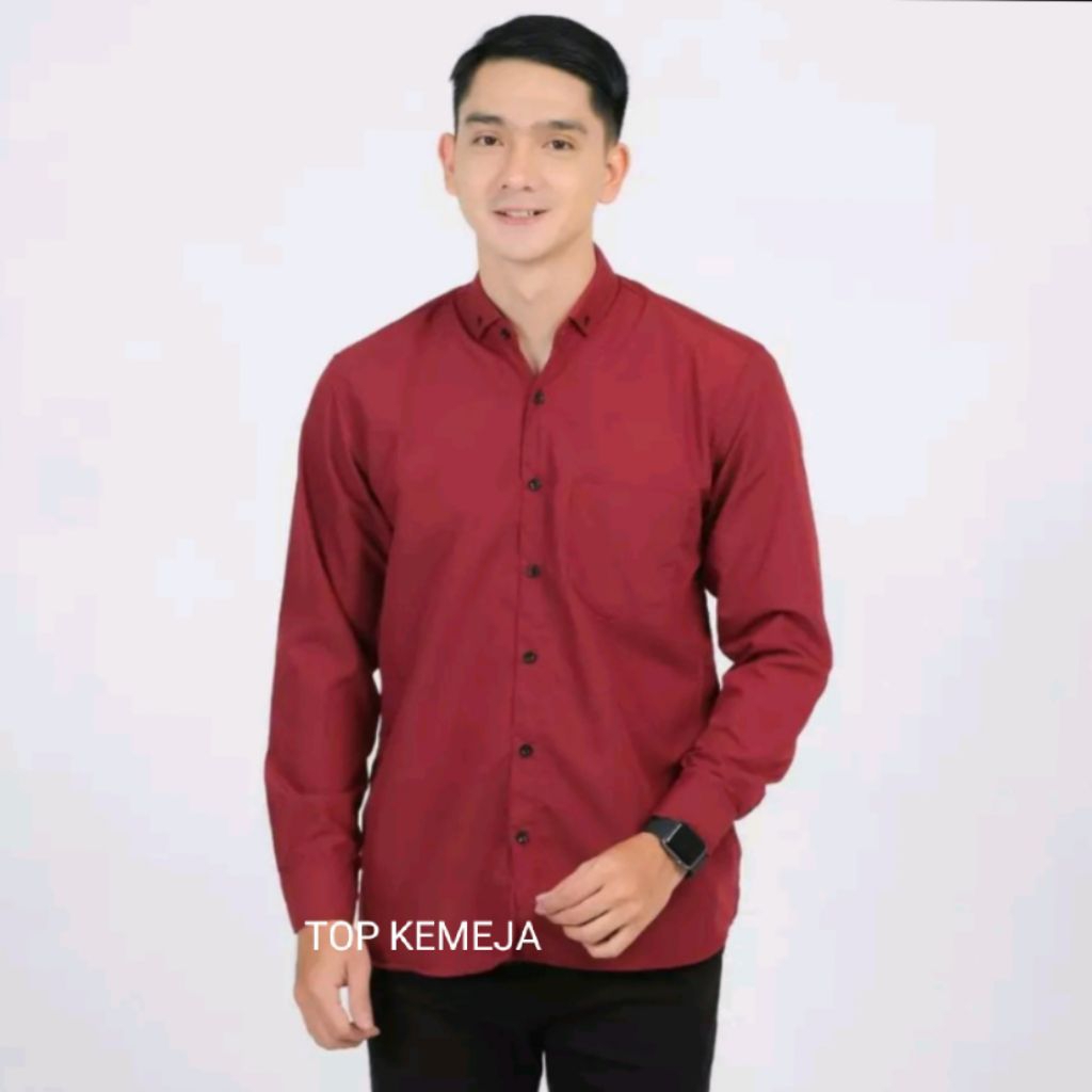 Kemeja merah maroon pria Kemeja merah maroon pria lengan panjang Kemeja polos merah maroon pria Keme