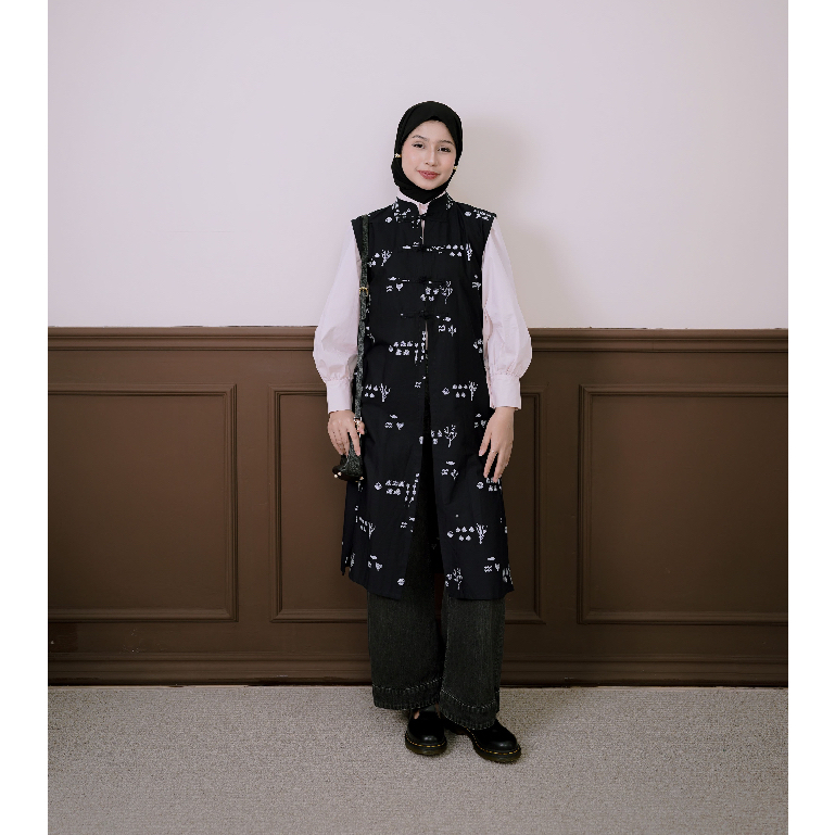 Wesa dakara, outer batik wanita kekinian modern, Tunik outer batik wanita modern, atasan batik wanit