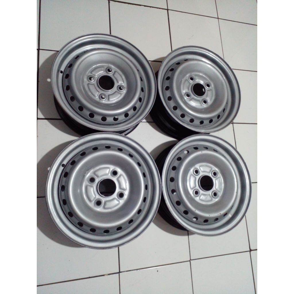 velg kaleng R14 pcd 4x114 ori avanza