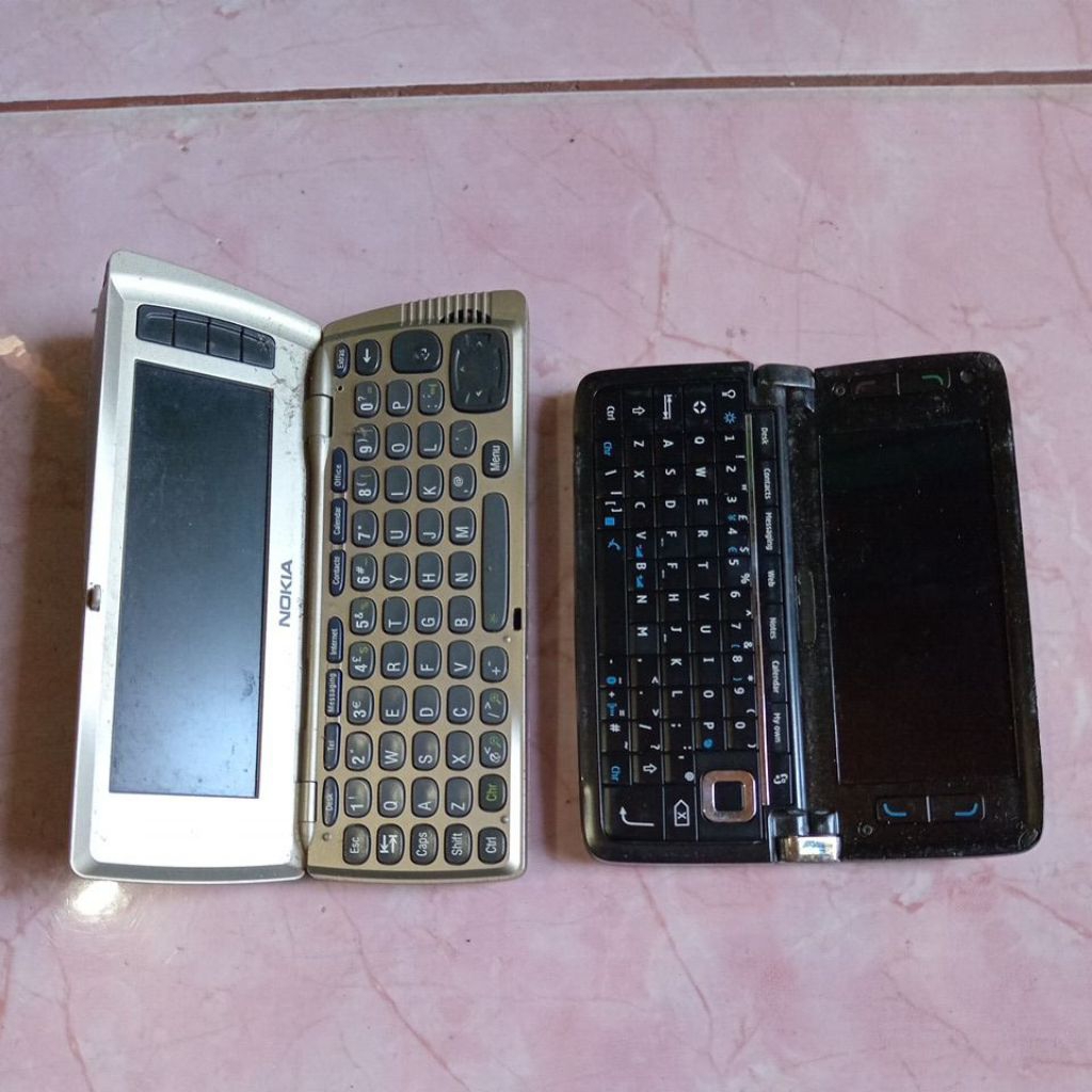 hp jadul sulatan.hp mati.harga per 1 unit