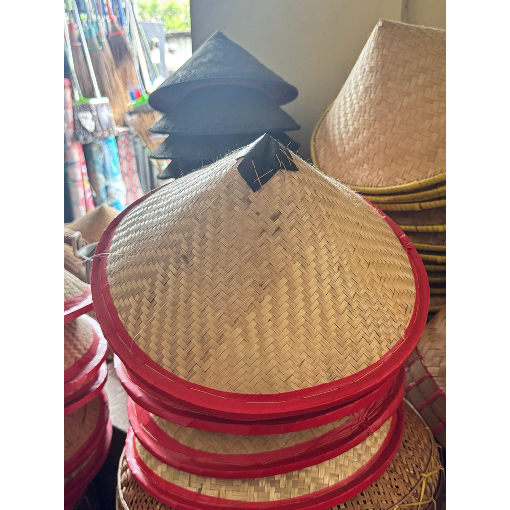 caping/capil/topi petani bambu