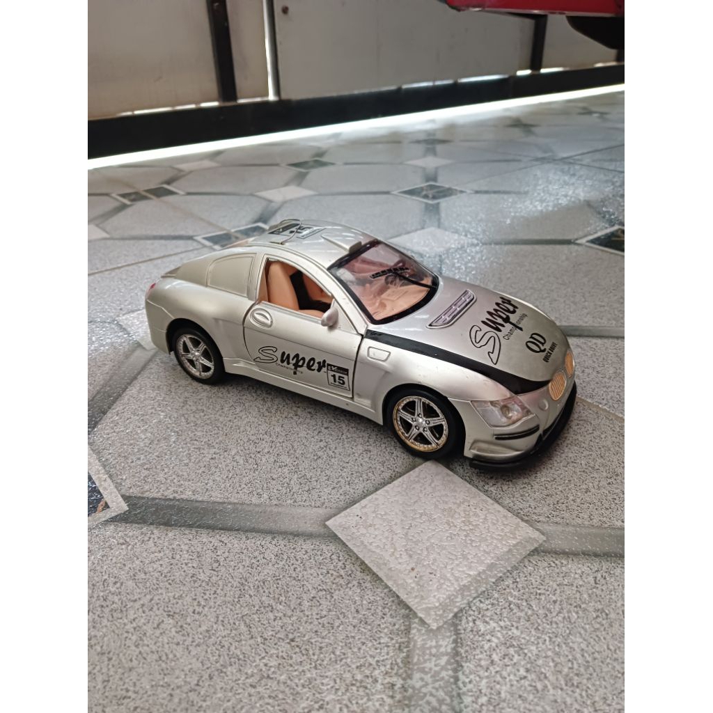 RC Jadul Model BMW (Bekas)