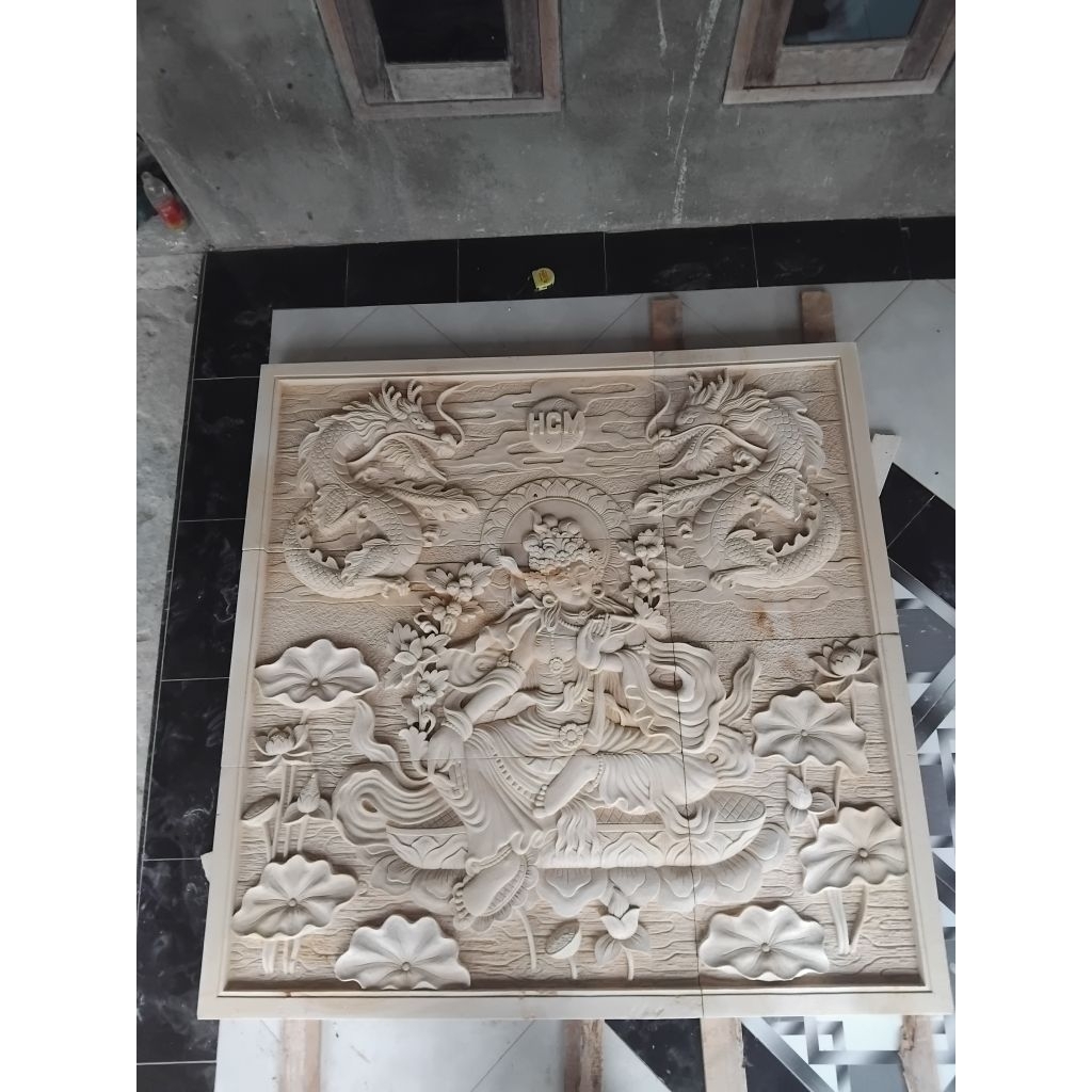 relief batu alam