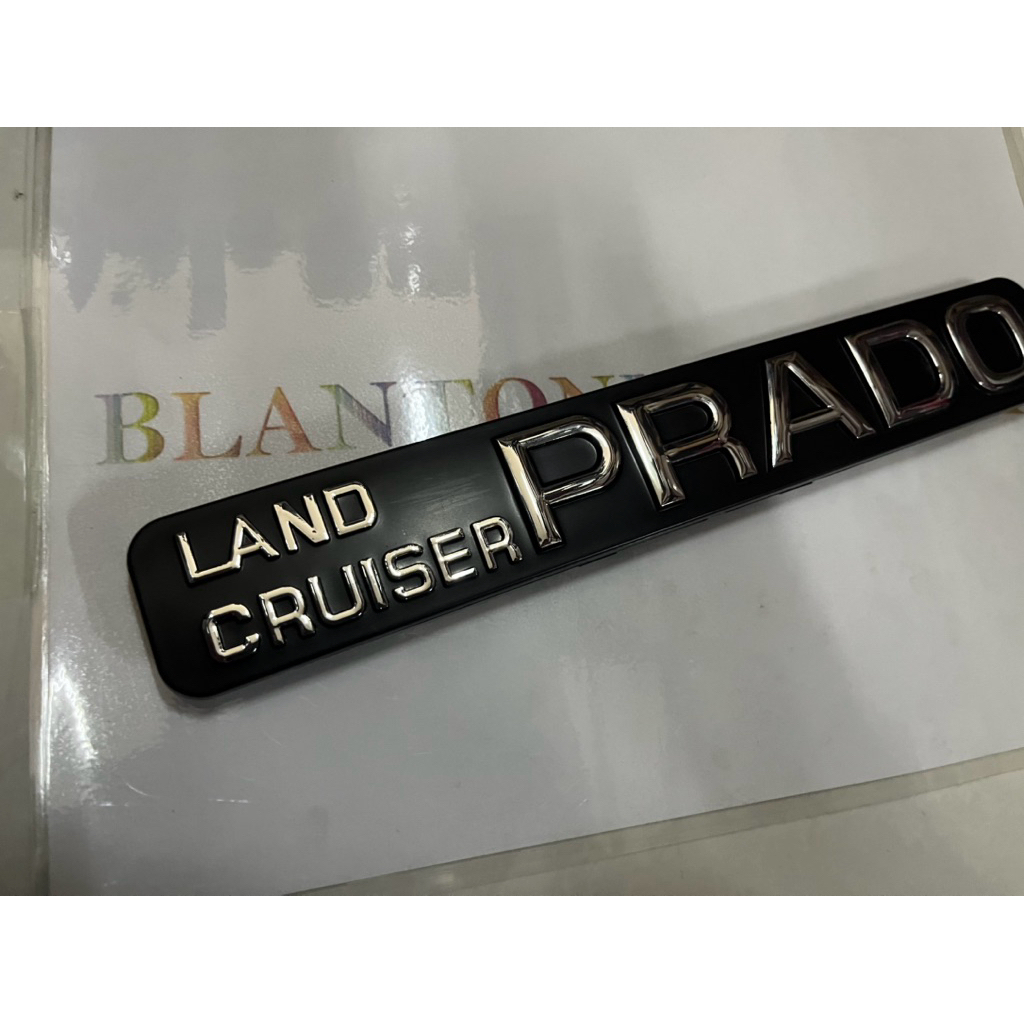 emblem land cruiser prado casing nopol toyota prado