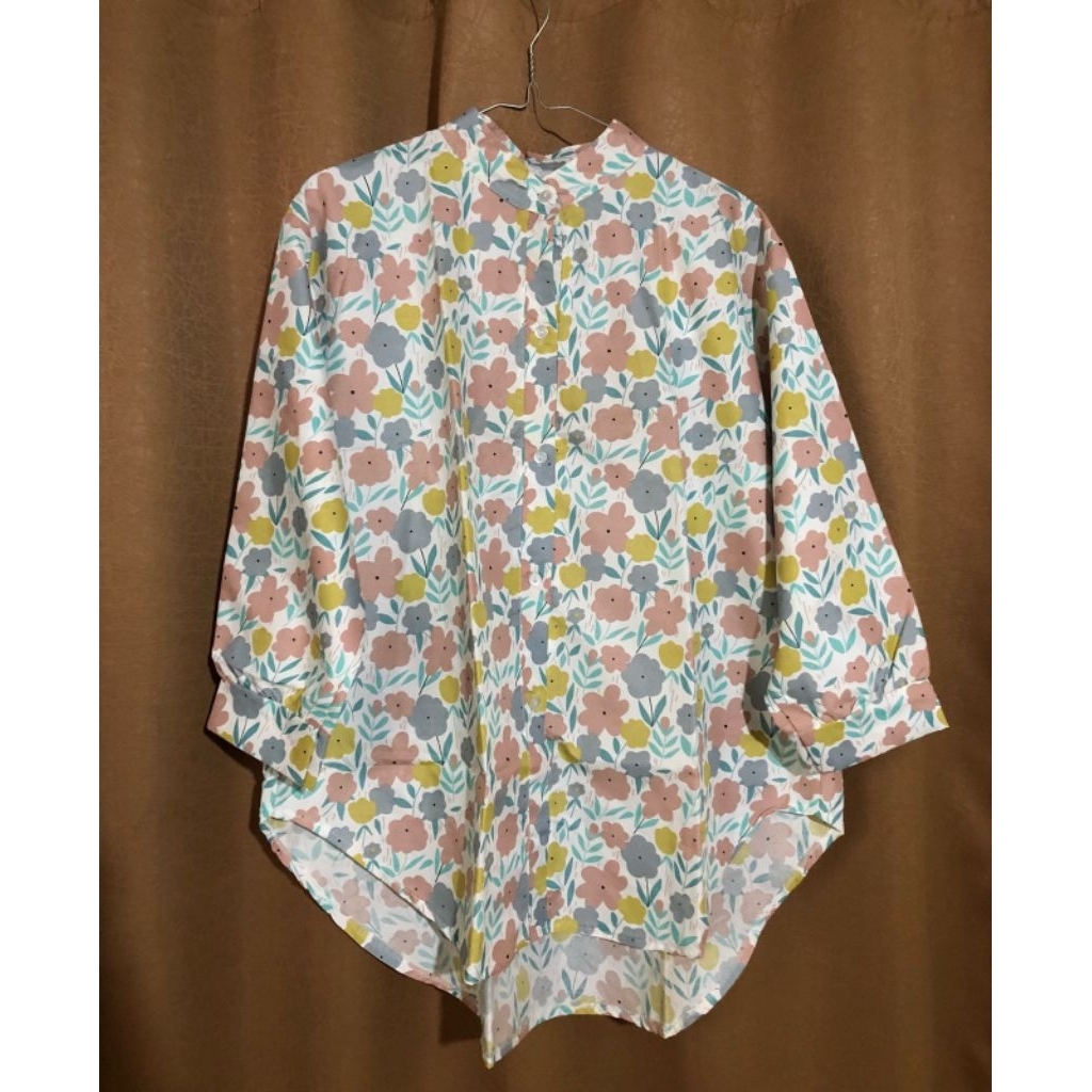 blouse bunga bunga wanita