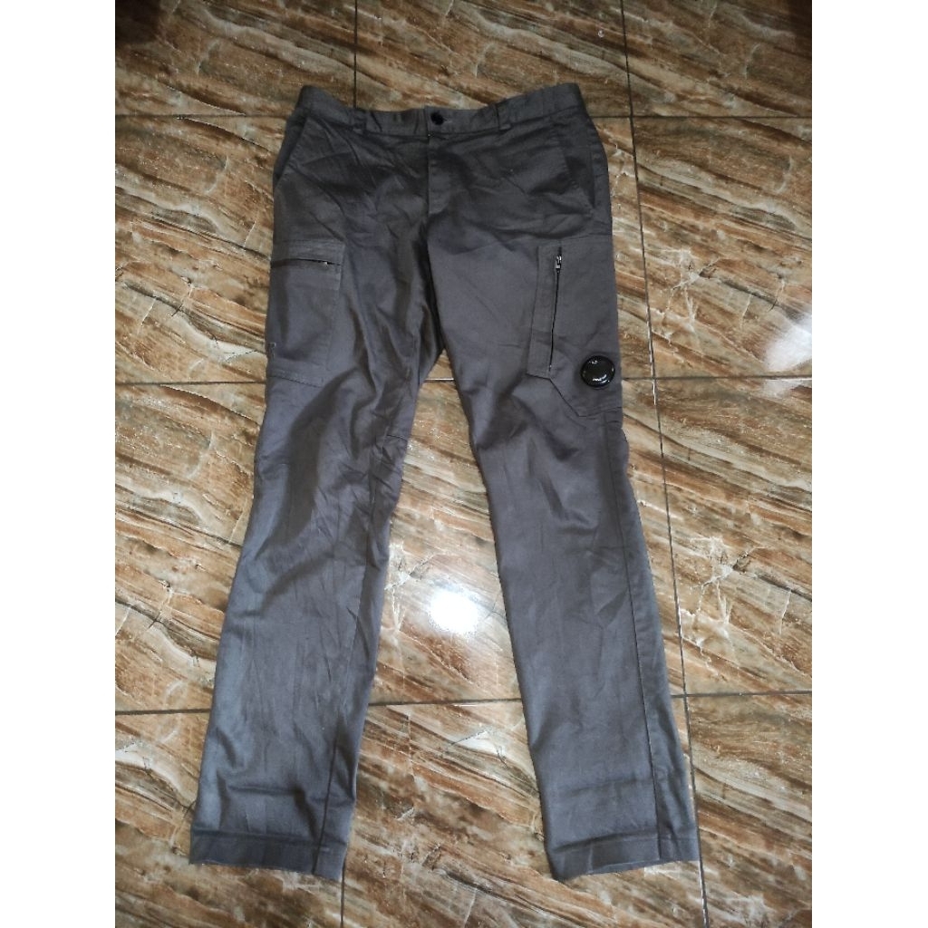 Celana cargo CP Company