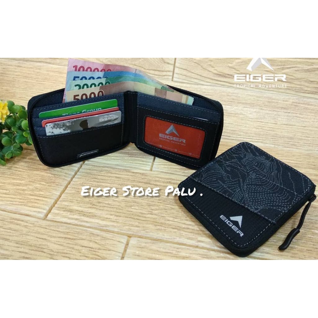 Dompet Submarine
