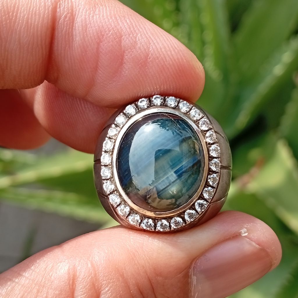 12 Ray Star Tri color Fancy Sapphire Bangsing Thailand 21 ct NTE