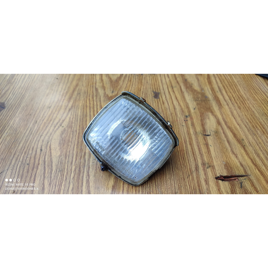 Reflektor lampu depan v80 original reflektor lampu depan Yamaha v80 reflektor