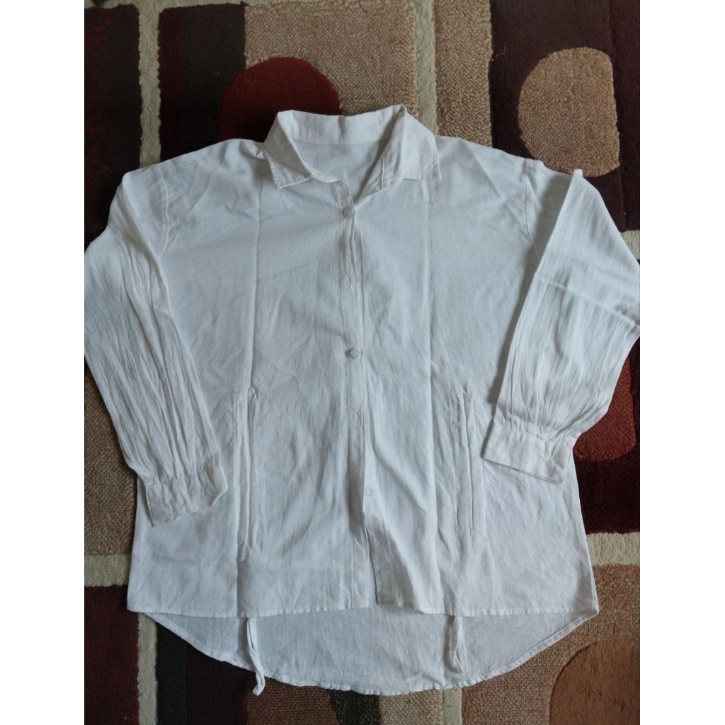 Preloved Kemeja Linen Loose Fit Wanita| Kemeja Putih serut