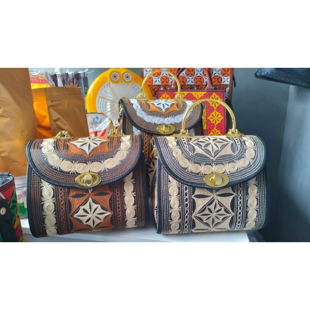 Tas Sulam | Tas Italy Aceh | Tas selempang | Slingbag | Sling Bag | Tas wanita | Dompet | Tas etnik 