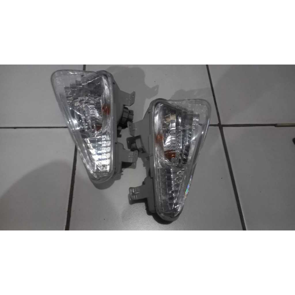Lampu Sein Toyota Innova Reborn Facelift