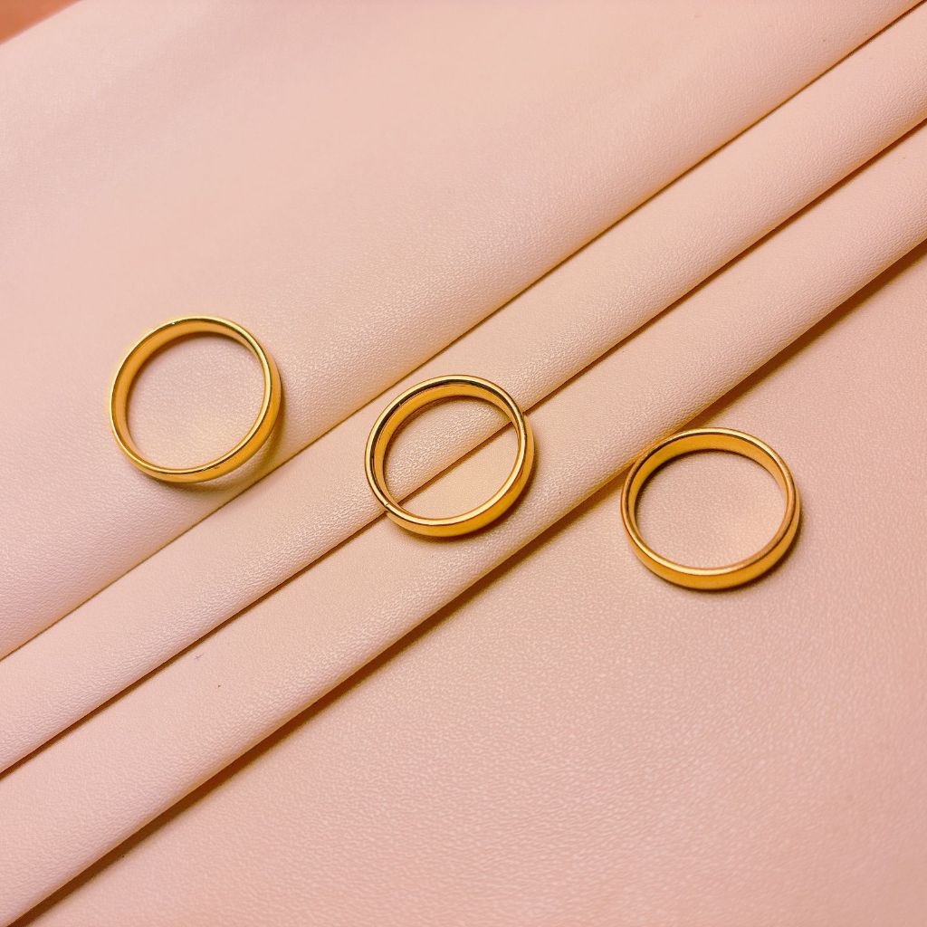 Cincin Titanium Pria Dan Wanita Cincin Polos Pria Wanita Anti Karat Cincin Emas Cincin Nikah