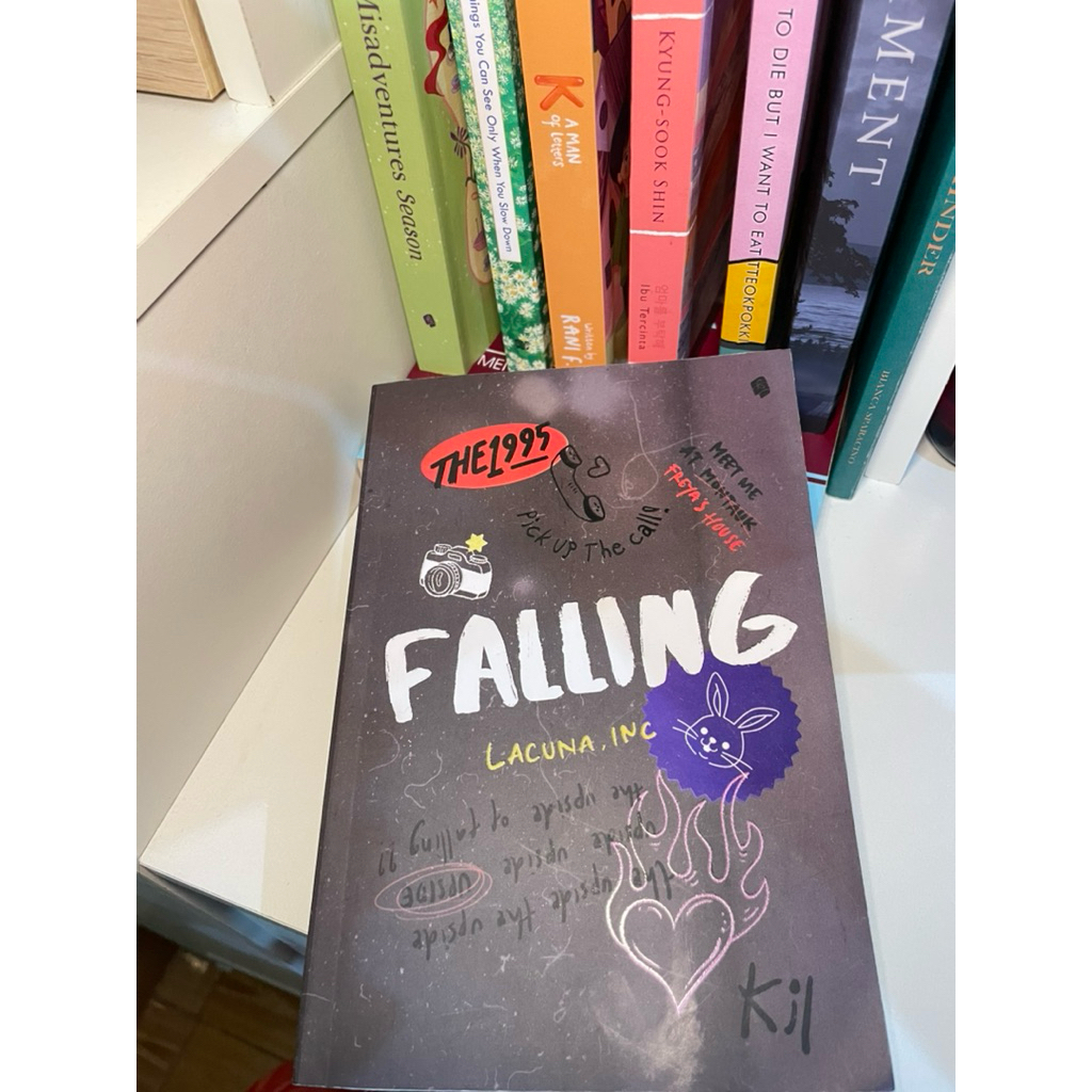 

preloved novel Falling by Kil