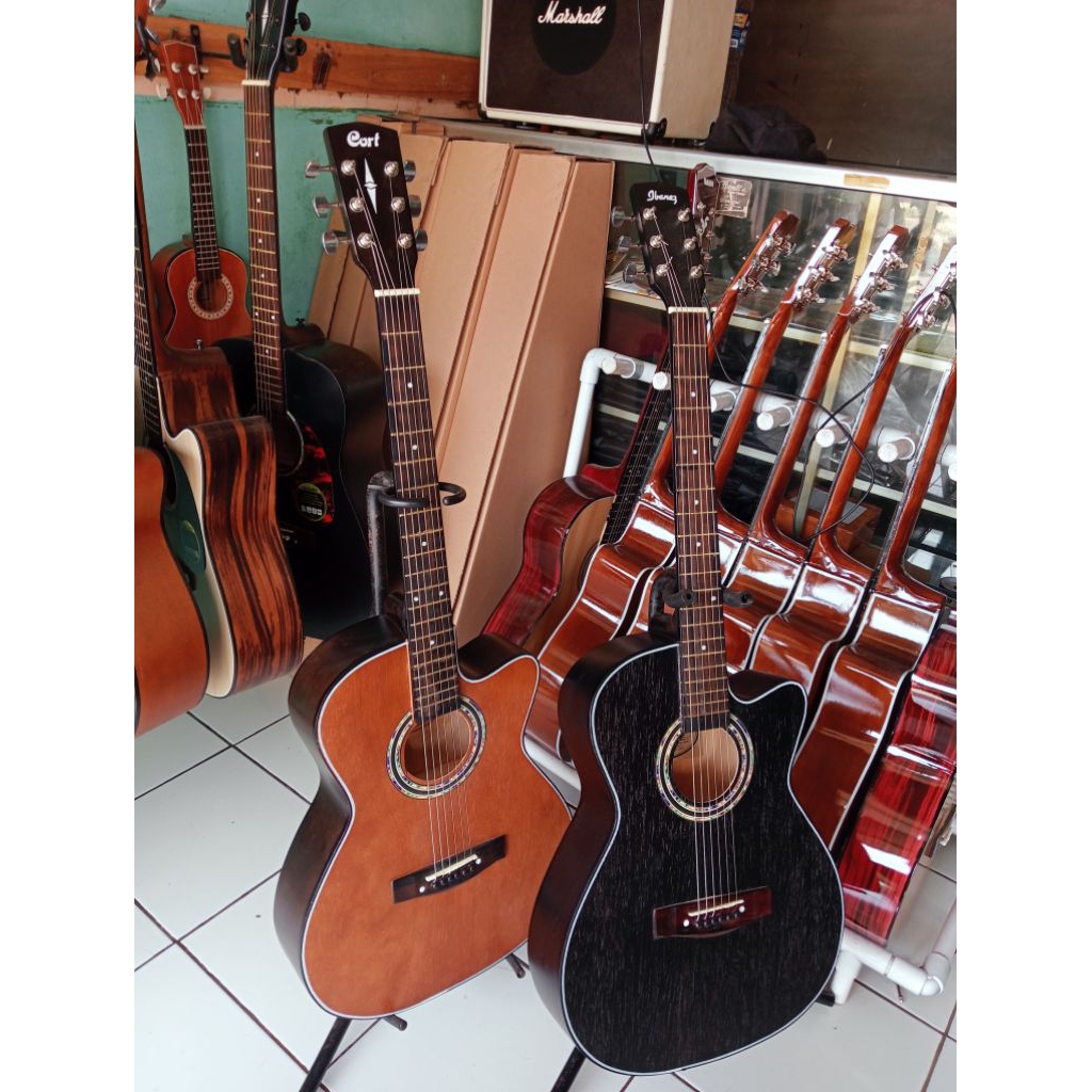 gitar akustik tanam besi