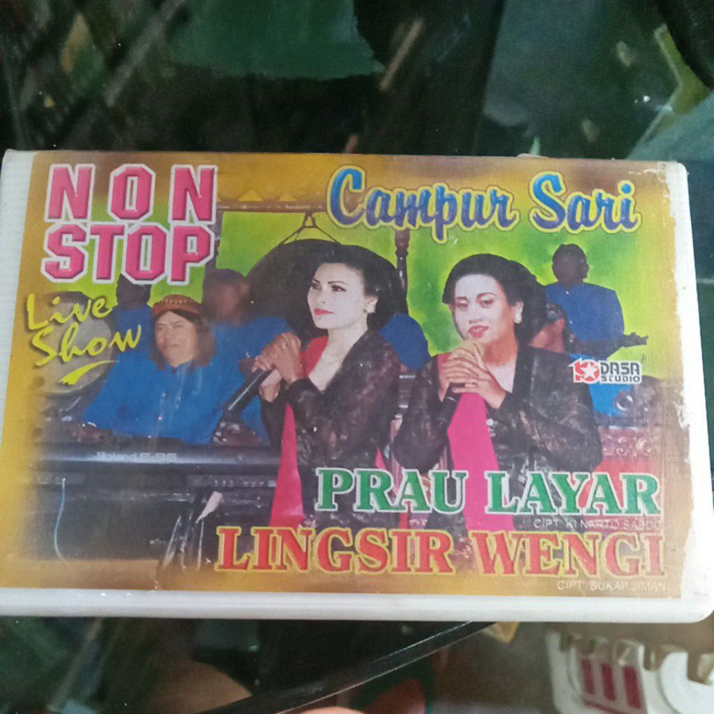 kaset pita CAMPURSARI SB081