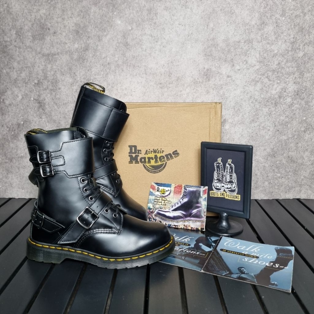 Dr Martens 1490 Joska Black Smooth 8uk Made in Vietnam NEW BNIB Solovair Docmart