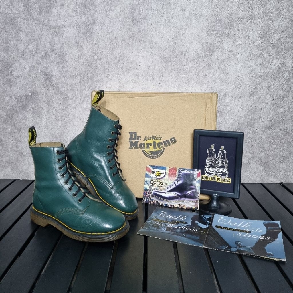 Dr Martens 1460 Green Vtg 80s 3uk MIE Made in England Solovair Docmart