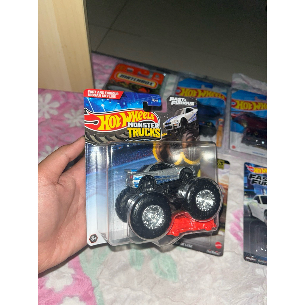 Nissan skyline r34 monster truck