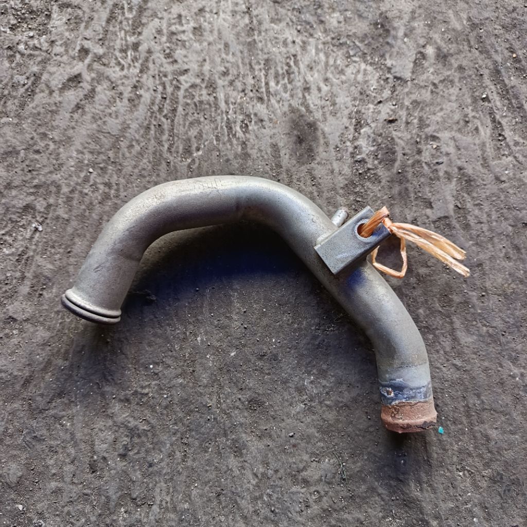 Pipa water inlet BYPASS Radiator Mitsubishi T120SS