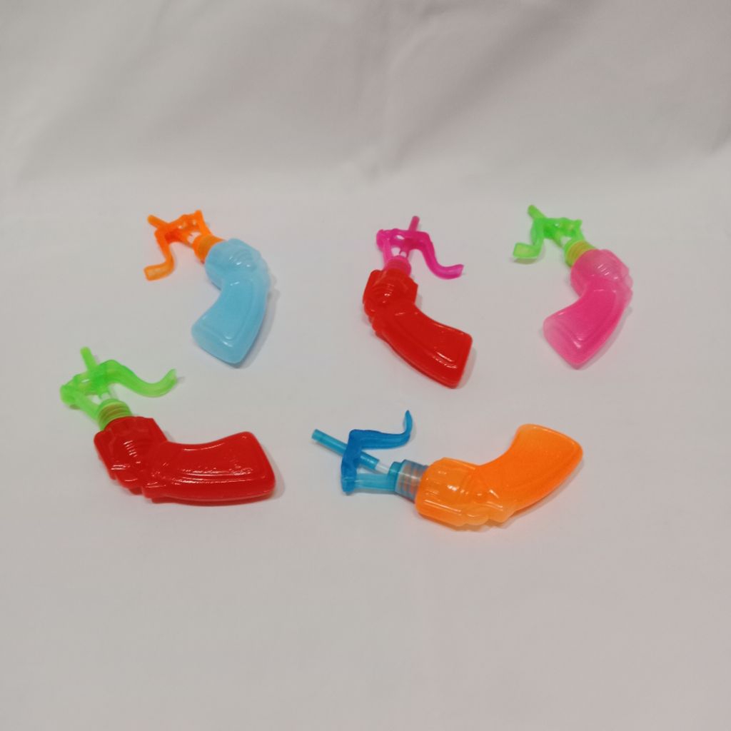 mainan tembak air,tembak-tembakan