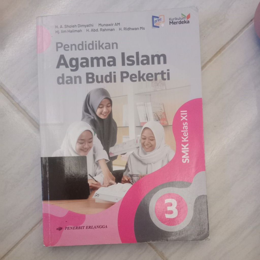 pendidikan agama islam KELAS 12 SMk MA KURIKULUM MERDEKA ERLANGGA