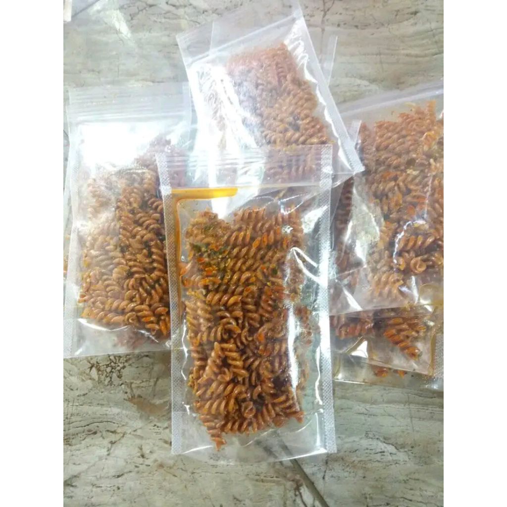 

seblak pasta kerang / spiral 1kg