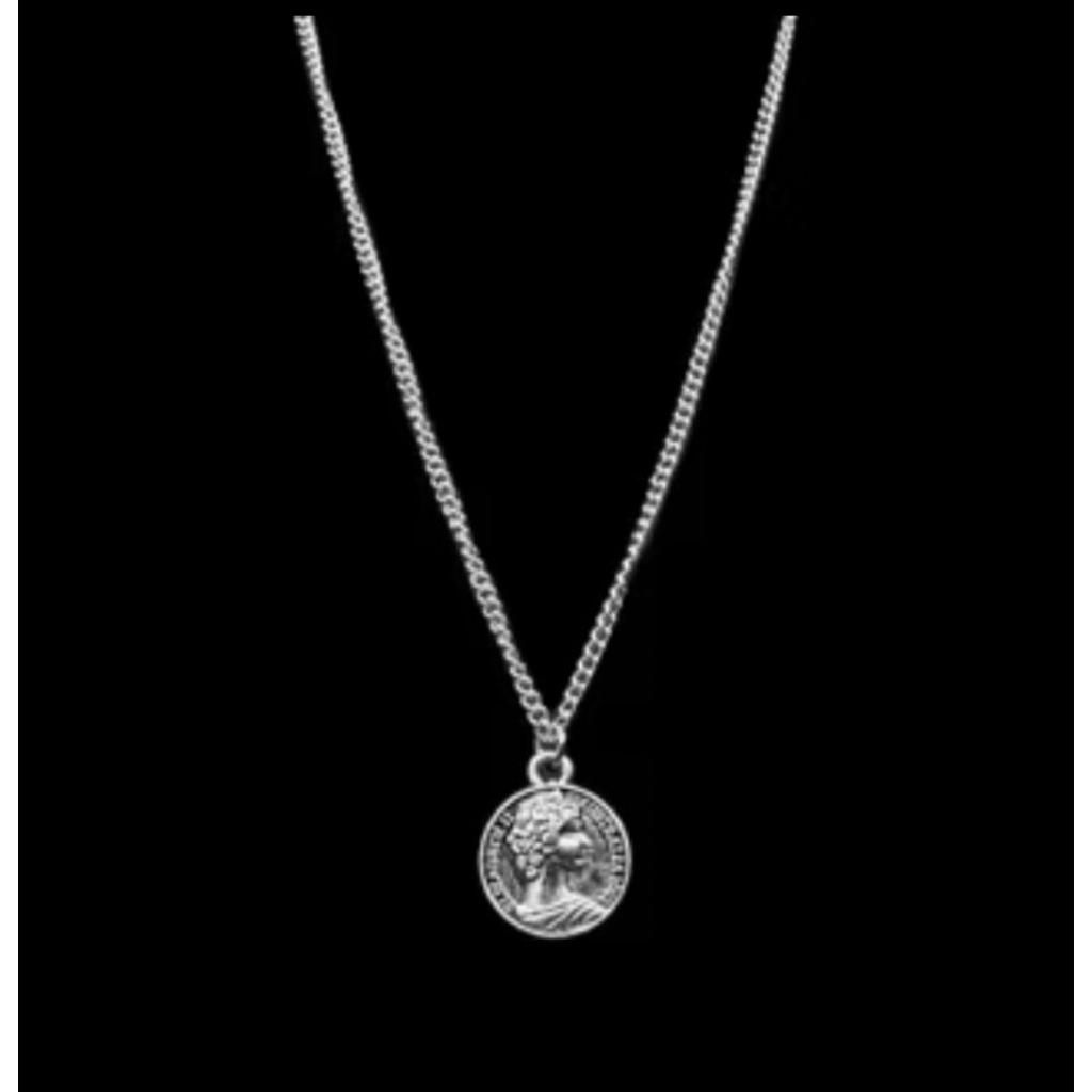 Kalung Titanium Elizabeth Koin Vintage - Liontin Anti Karat peria & Wanita Terlaris