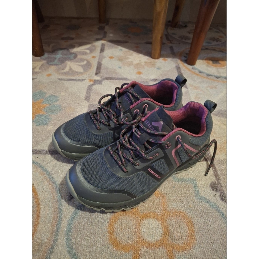 Sepatu Outdoor Trailrun Cewek Eiger Gyrfalcon insole 24.5