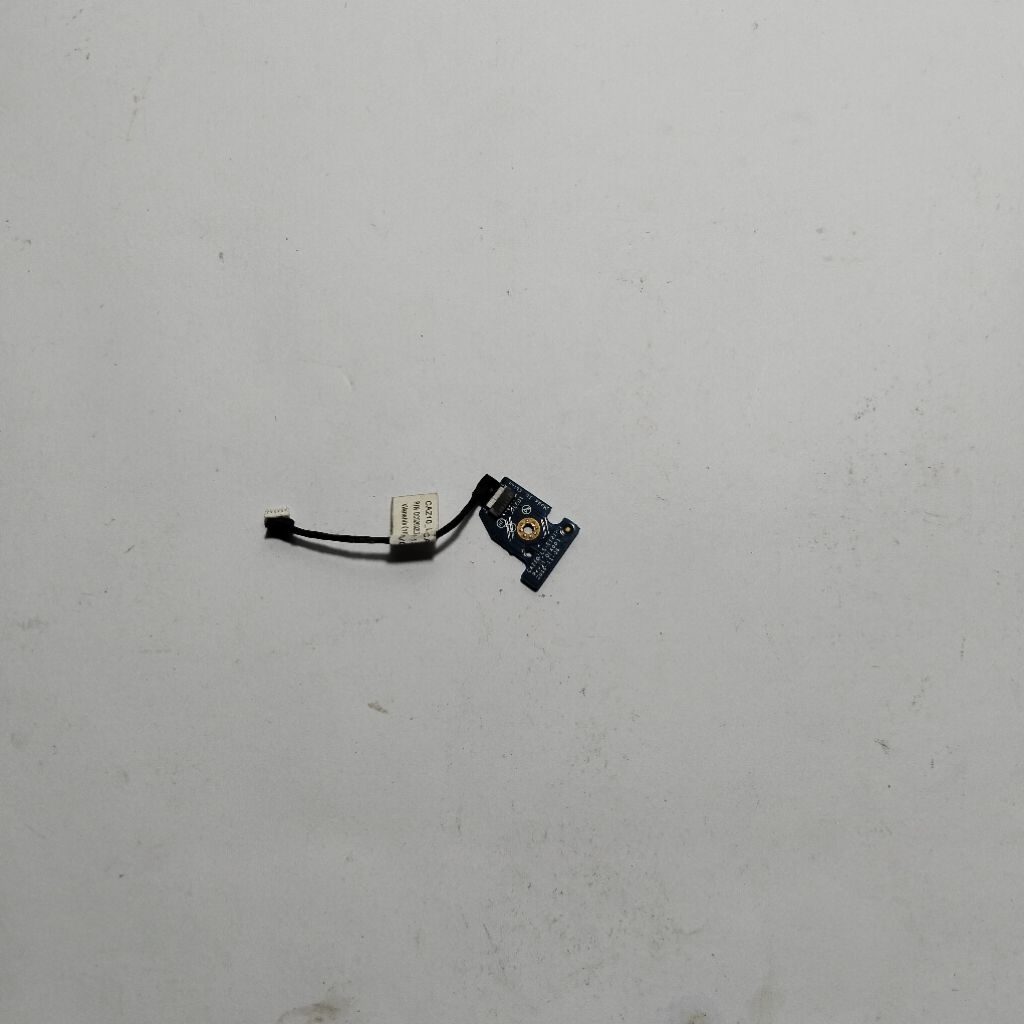 lampu indikator Laptop Dell latitude 7390 E7390