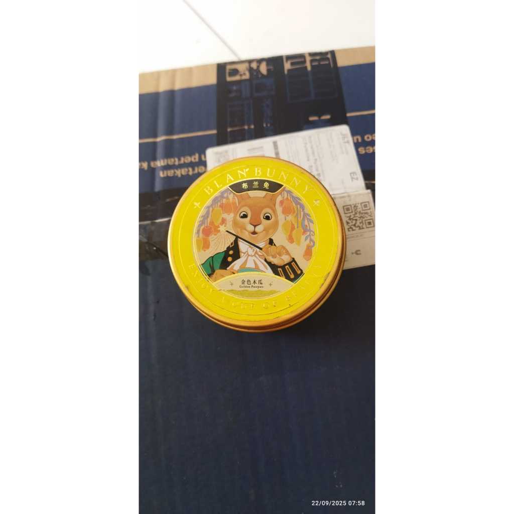 Wadah Kaleng Kosong Bekas Makanan atau Minuman