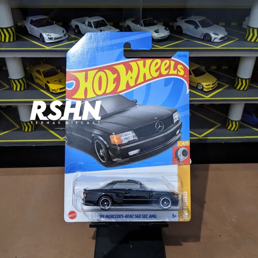 Hot Wheels Mercedes 560 AMG Hitam