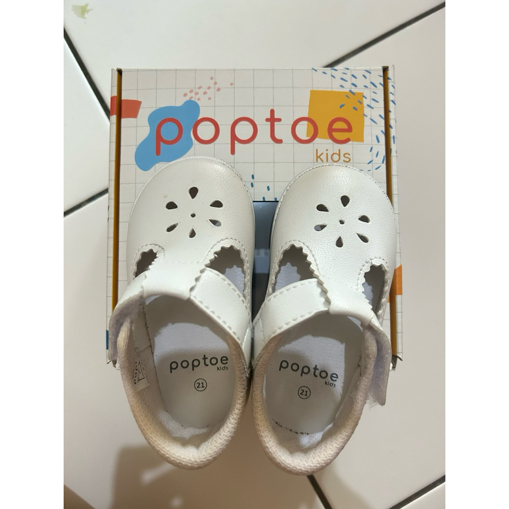 PRELOVED SEPATU ANAK PEREMPUAN POPTOE
