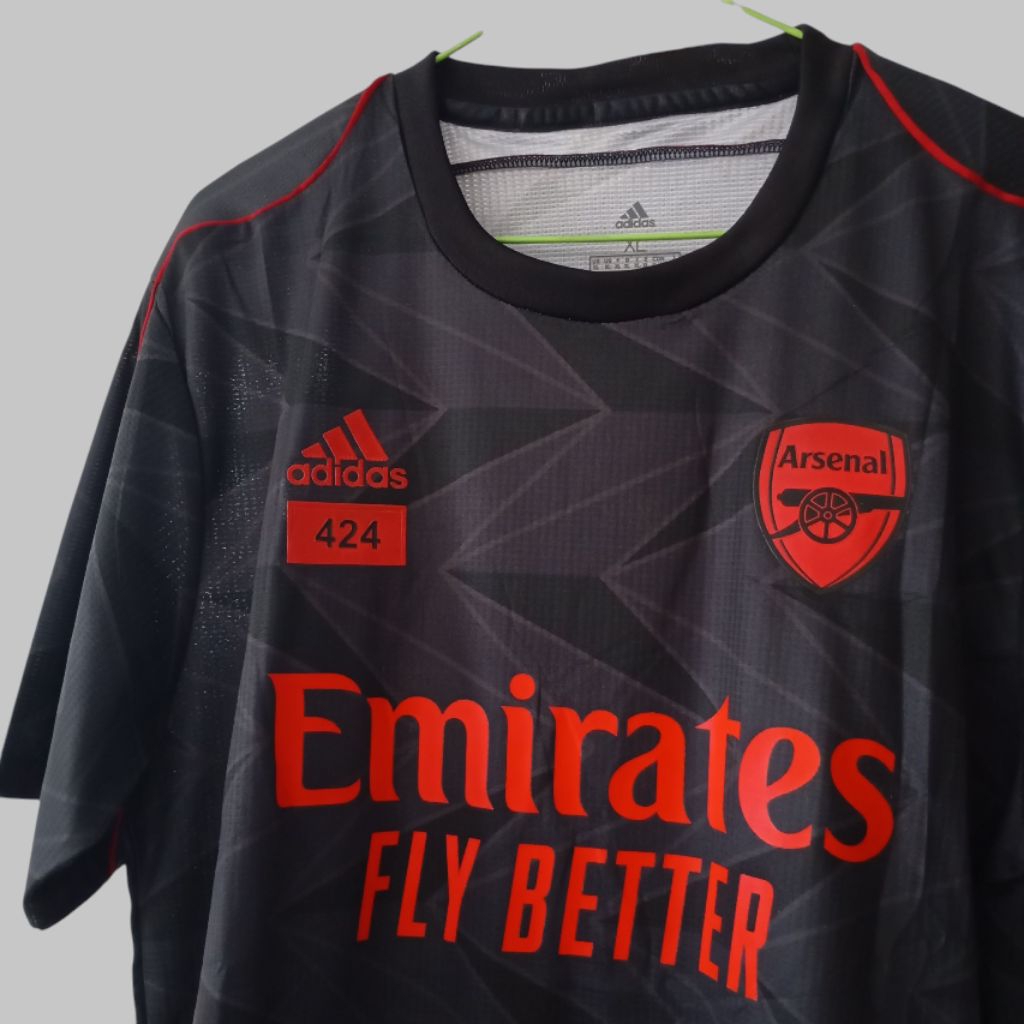 Arsenal 424 Player Issue