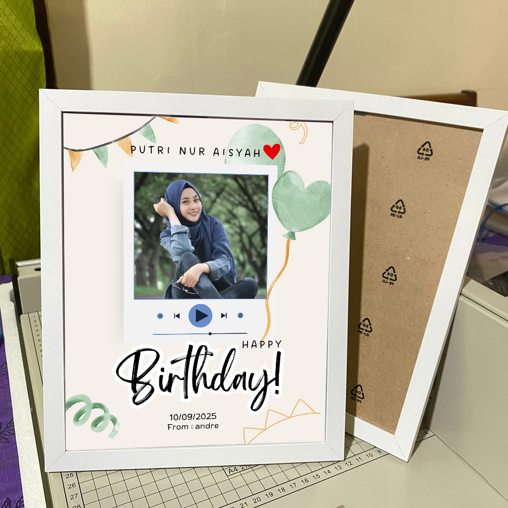 Kado ultah custom ucapan Bingkai  + Foto 10 Inchi (8R) | Hadiah Untuk sahabat - Pacar - Keluarga