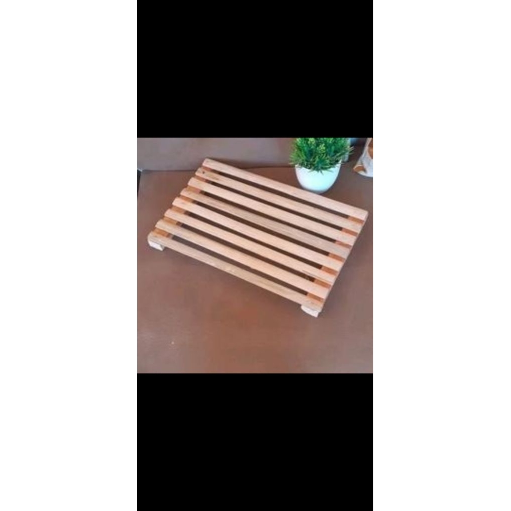 Alas kandang kelinci galvanis ukuran p:50 L:70