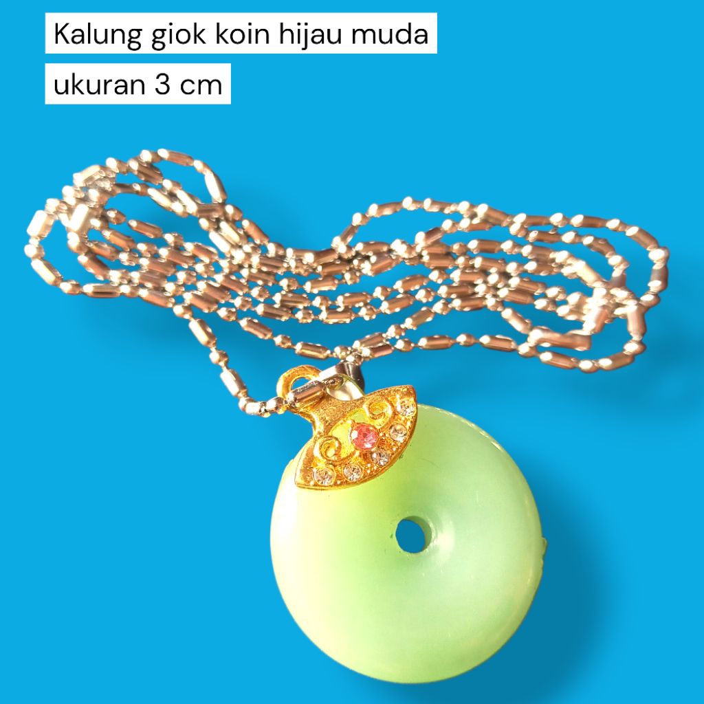 kalung giok koin hijau muda