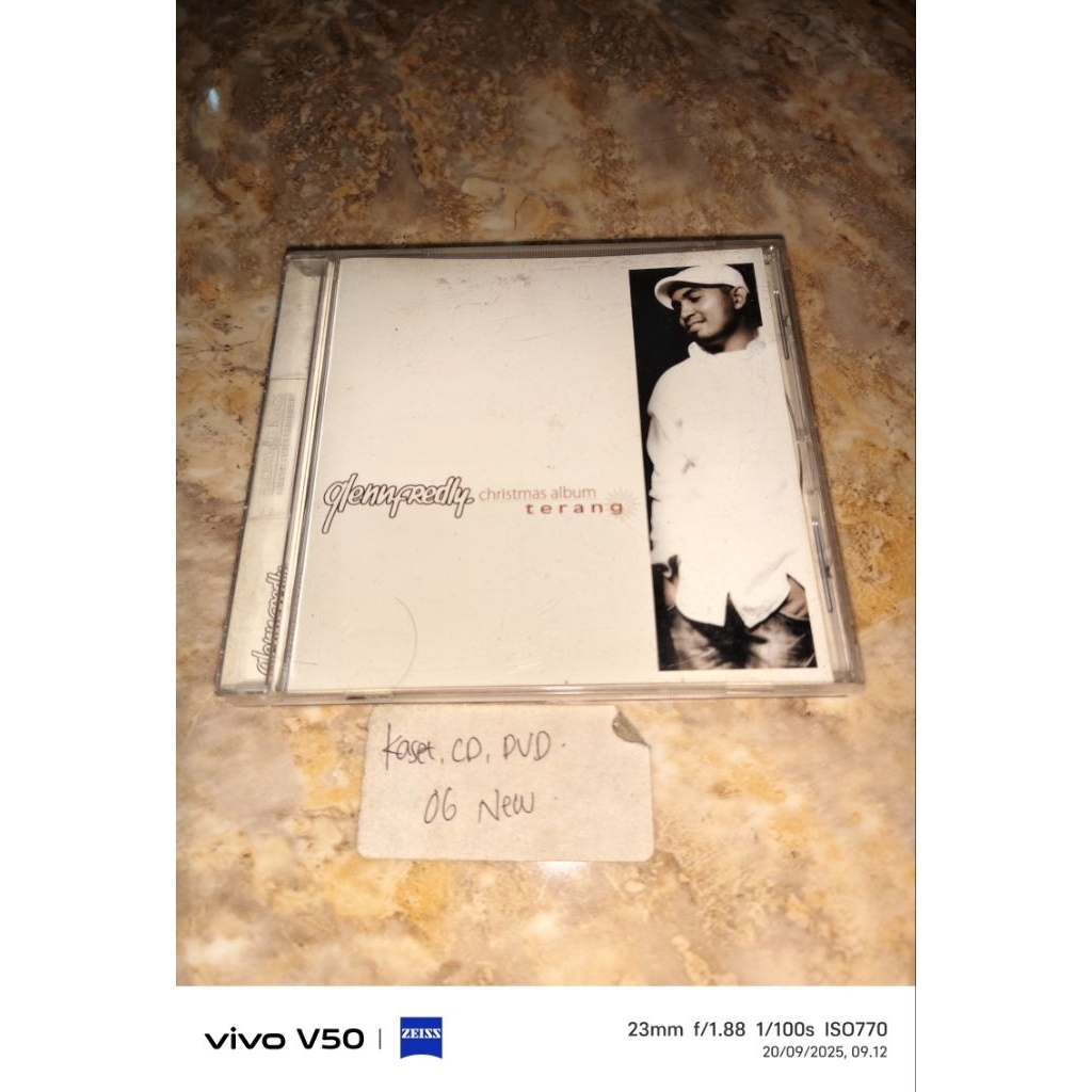 Kaset CD Glenn fredly Christmas Album - Terang
