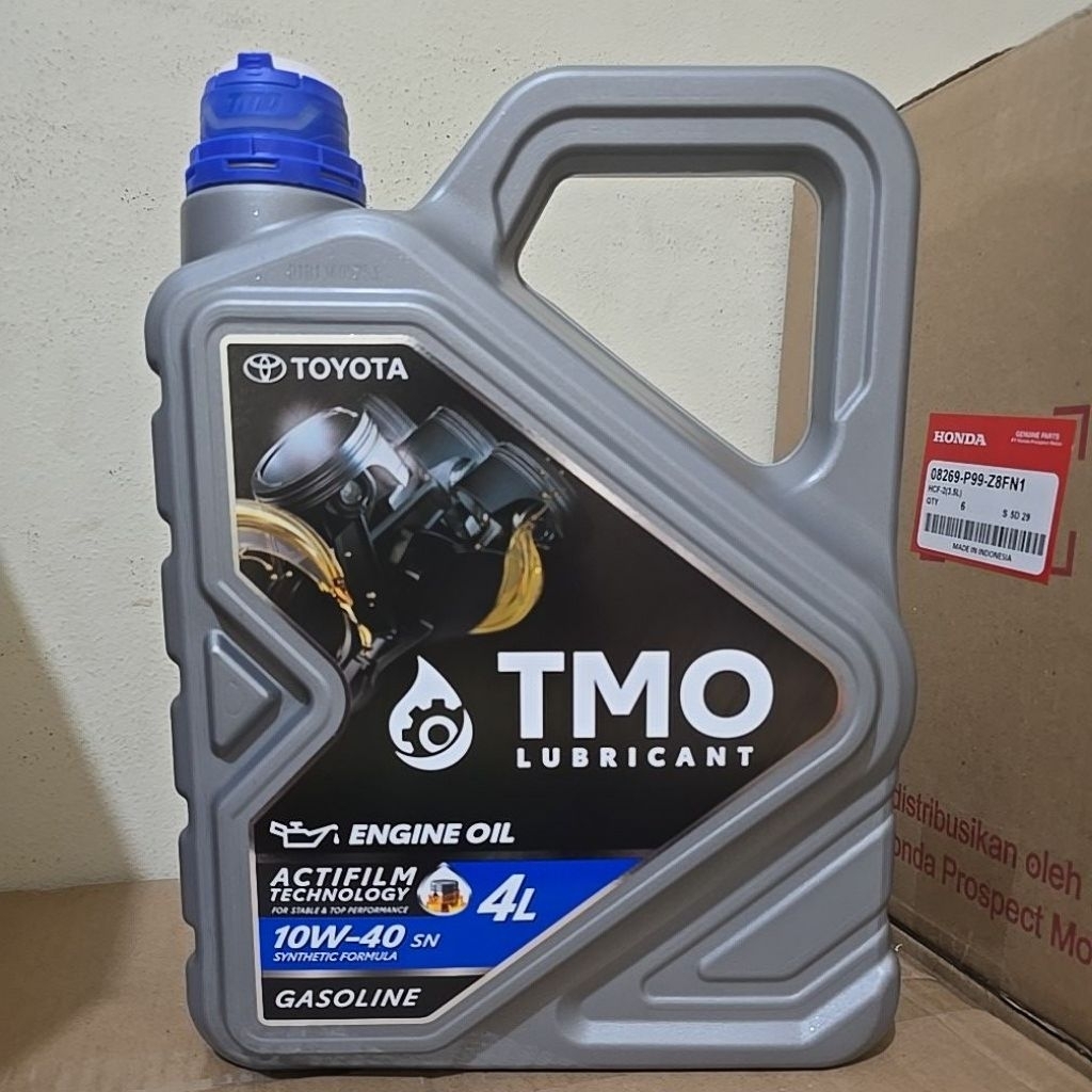 Oli Toyota TMO 10W-40 4 liter ( 1 dus ) 4 Galon