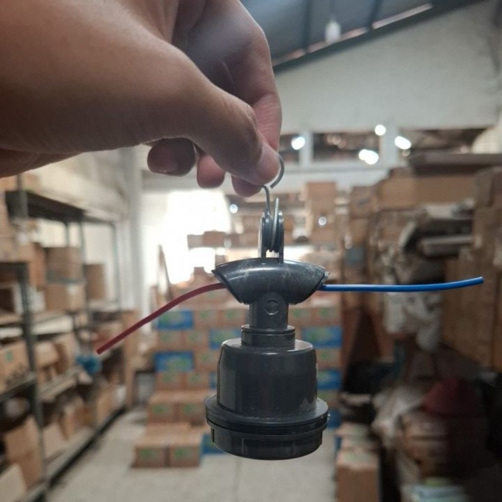 fitting gantung untuk lampu jalan